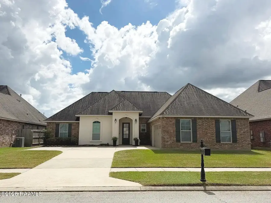 211 Meadowland Drive, Lafayette, LA 70507 - #3