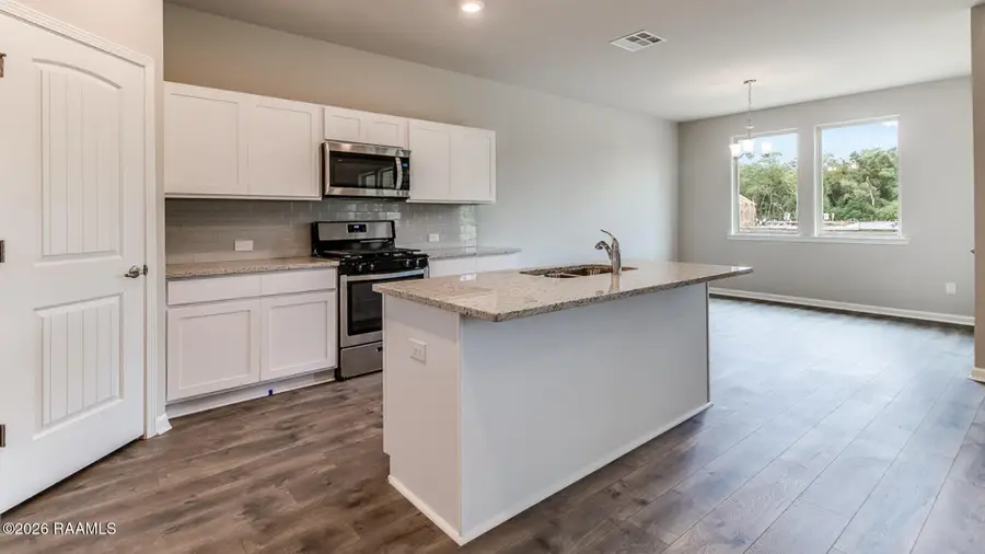 666 Griffiths Court, Breaux Bridge, LA 70517 - #2