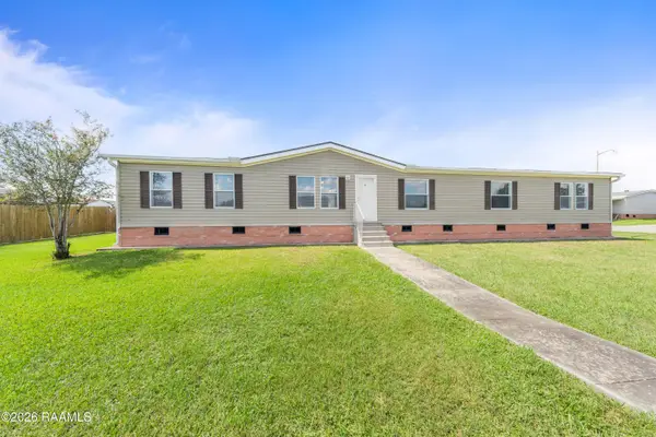 204 Crosswinds Drive, Youngsville, LA 70592