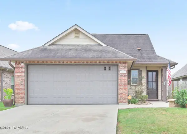 402 Highland View Drive, Youngsville, LA 70592
