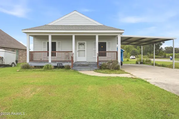 8902 Rue Blanc, Abbeville, LA 70510