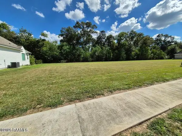 204 Fawn Crest Drive, Lafayette, LA 70508