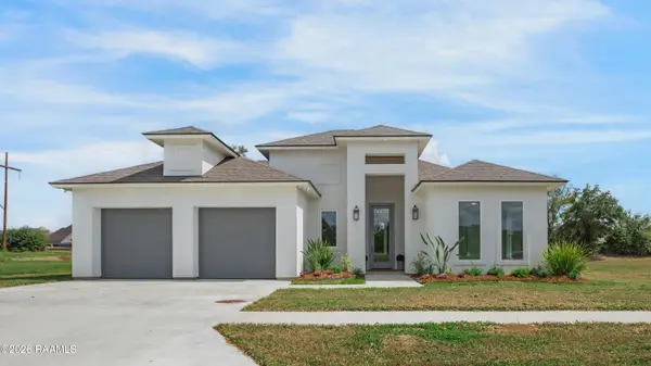 107 Cypress Lake Drive, Youngsville, LA 70592