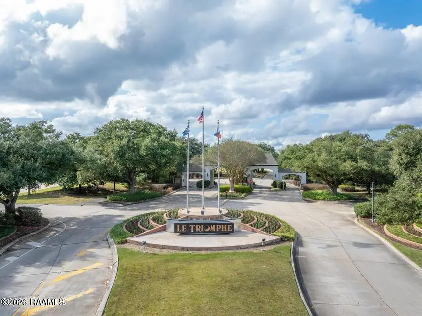 102 Oakmont Circle, Broussard, LA 70518 - #1