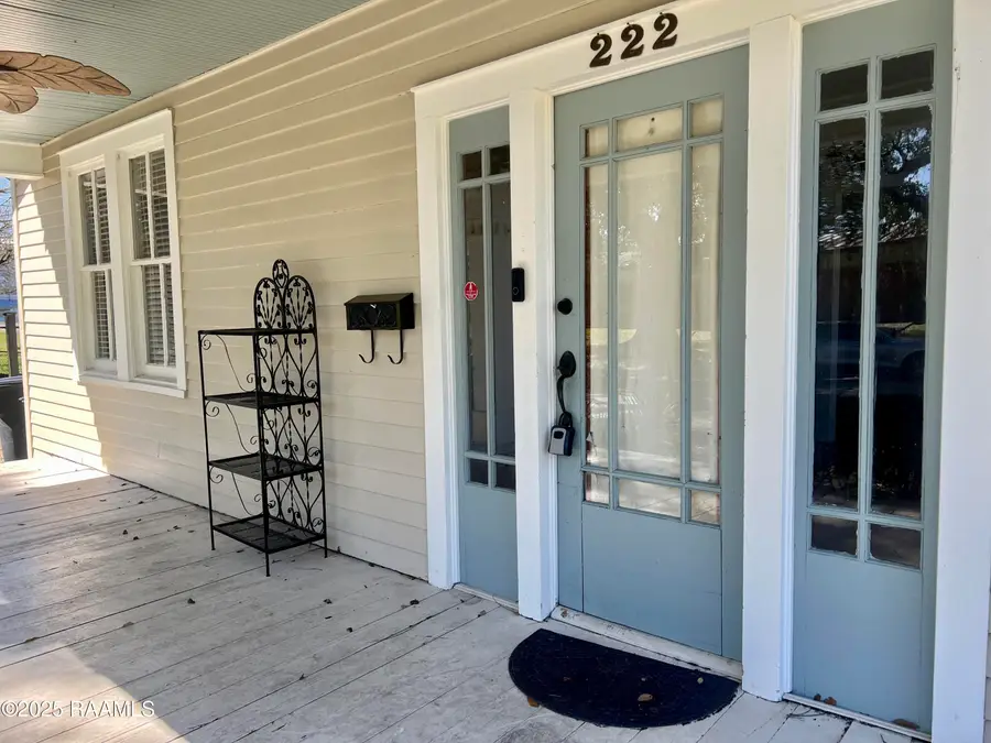 222 S Washington Street, Abbeville, LA 70510 - #2