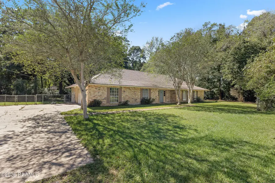 217 W Eleanor Street, Opelousas, LA 70570 - #3