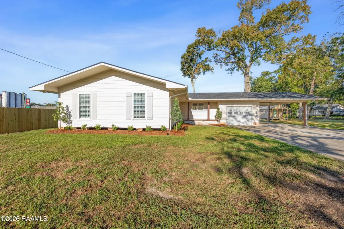 112 N Hebert Avenue, Kaplan, LA 70548 - #1