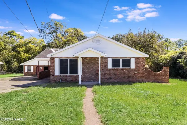 1225 S Railroad Avenue, Opelousas, LA 70570