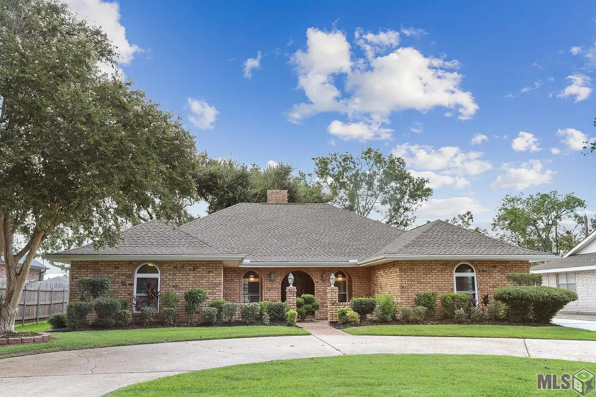 133 Somerset St, Laplace, LA 70068 - Image #1