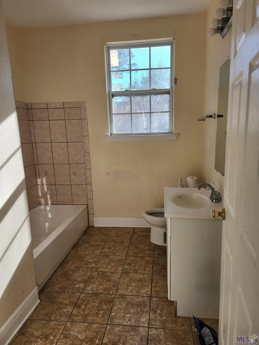 2021 Piety St, New Orleans, LA 70117 - Image #2