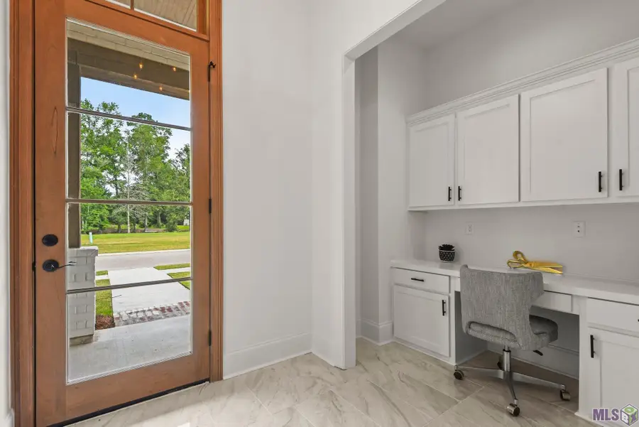 1126 Camellia Way, Denham Springs, LA 70726 - Image #2