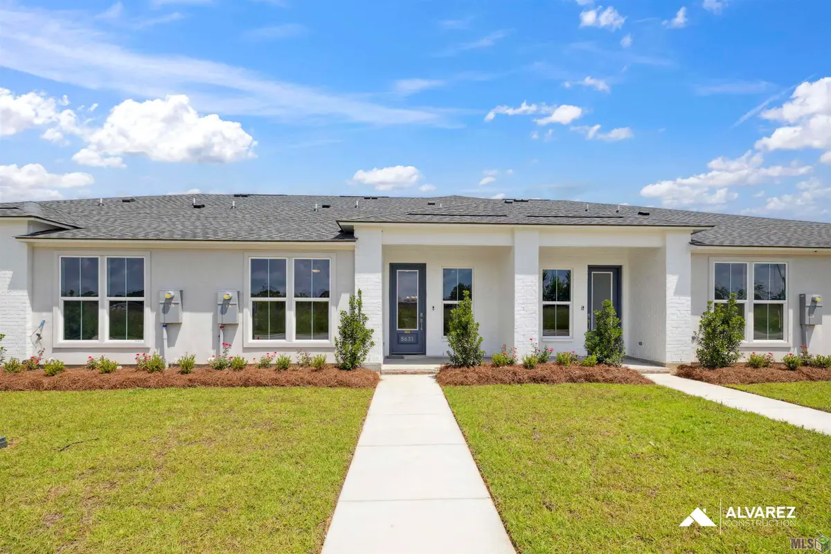 5631 Emmie Dr #B2, Zachary, LA 70791 - Image #1