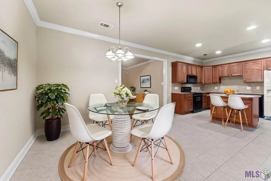 4848 Windsor Village Dr #28, Baton Rouge, LA 70817 - Image #2