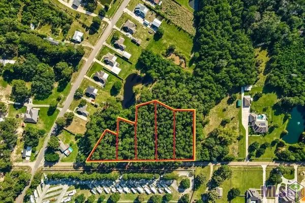 26554 Clyde Blount Rd, Livingston, LA 70754