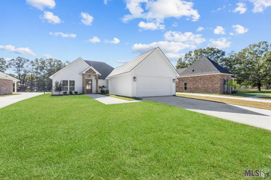 31866 Netterville Rd, Denham Springs, LA 70726 - Image #2