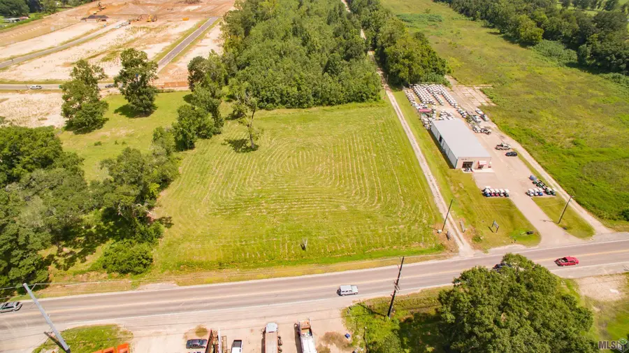 8611 Florida Blvd, Denham Springs, LA 70726 - Image #2