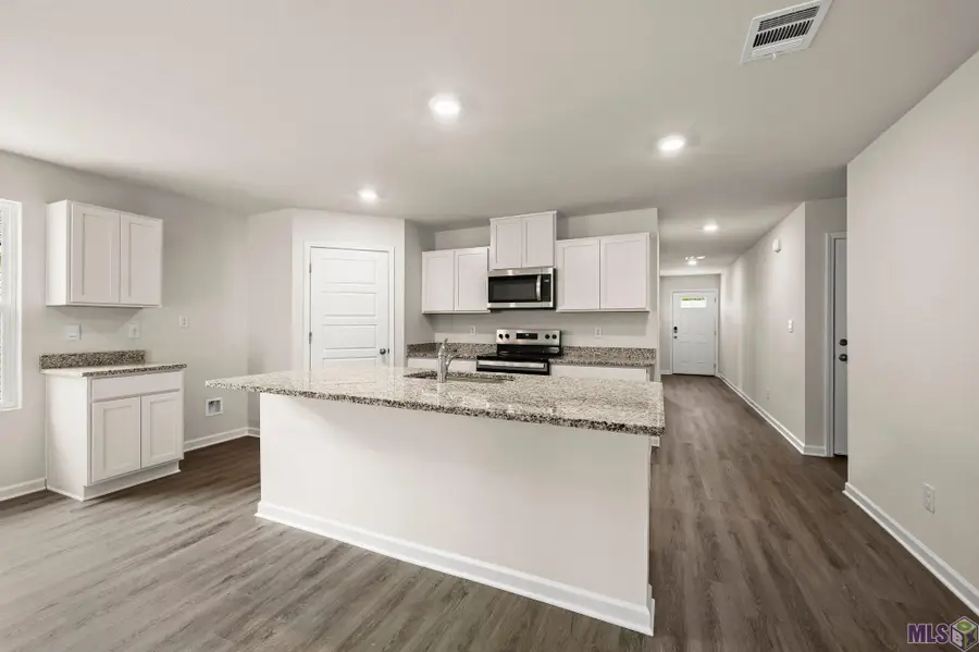 12876 Catalpa Ave, Denham Springs, LA 70726 - Image #3