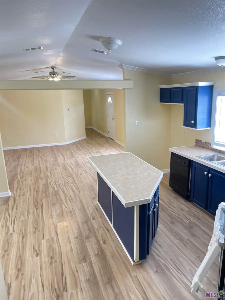 6630 Hwy 1, Belle Rose, LA 70341 - #3