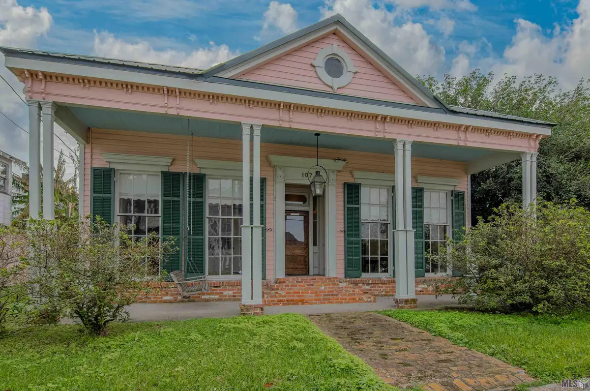 107 Chetimatches St, Donaldsonville, LA 70346 - #1