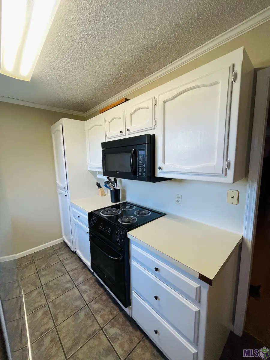 10064 Jefferson Hwy #D, Inniswold, LA 70809 - Image #3