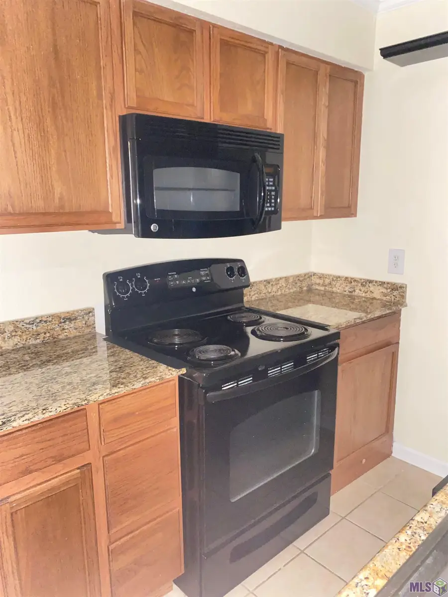 10286 W Winston Ave #6, Baton Rouge, LA 70809 - Image #3