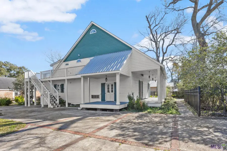 906 E Weber Dr, Gonzales, LA 70737 - Image #2