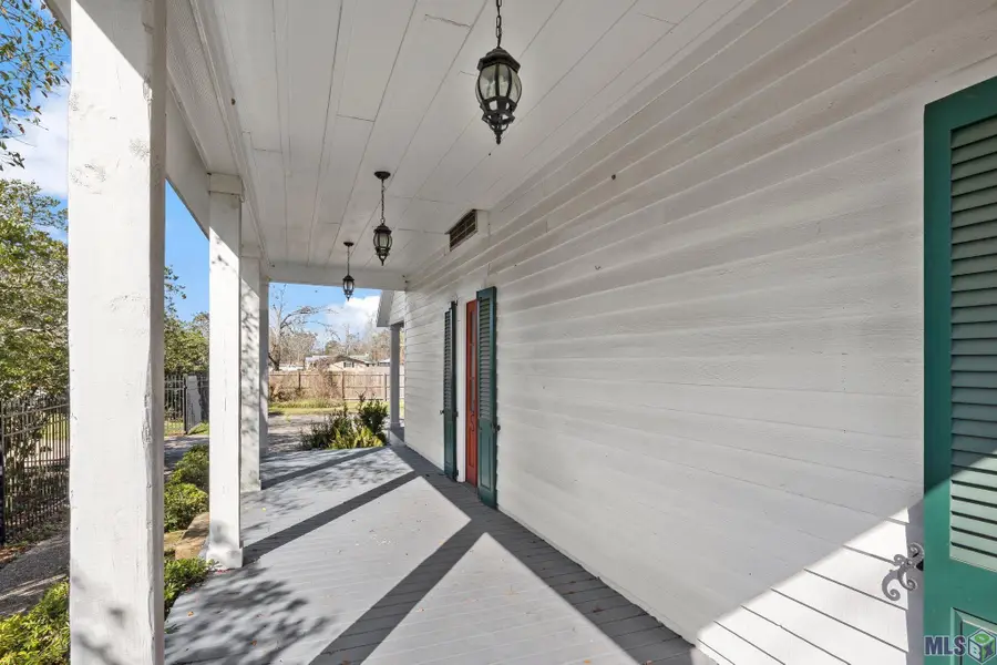 906 E Weber Dr, Gonzales, LA 70737 - Image #3