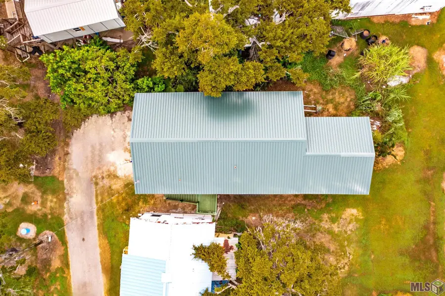 176 Holly Grove Dr, Grand Isle, LA 70358 - #2