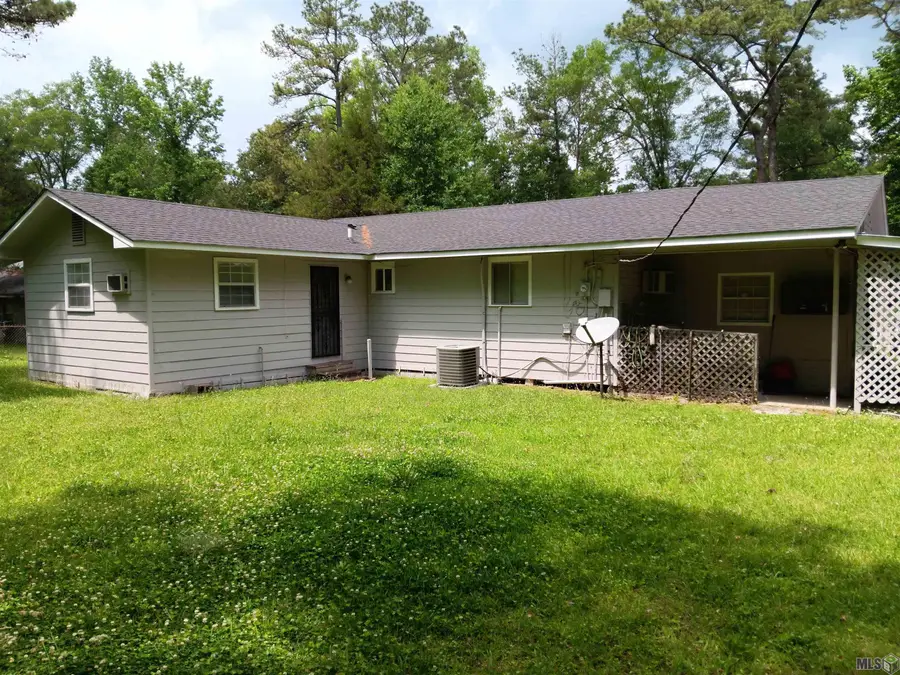 9301 Whitney Ln, Slaughter, LA 70777 - Image #2