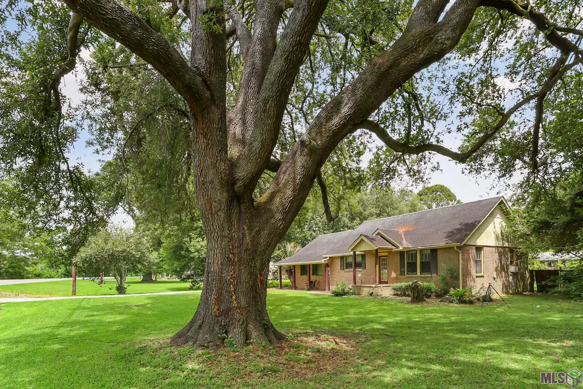 62400 Bayou Jacob Rd, Plaquemine, LA 70764 - Image #1