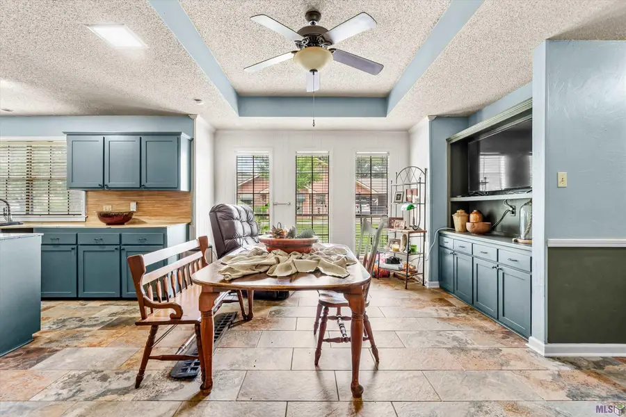 5853 Hickory Ridge Bl, Baton Rouge, LA 70817 - Image #2