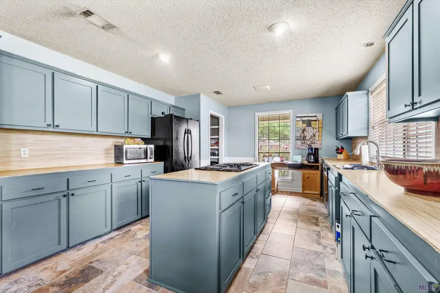 5853 Hickory Ridge Bl, Baton Rouge, LA 70817 - Image #3