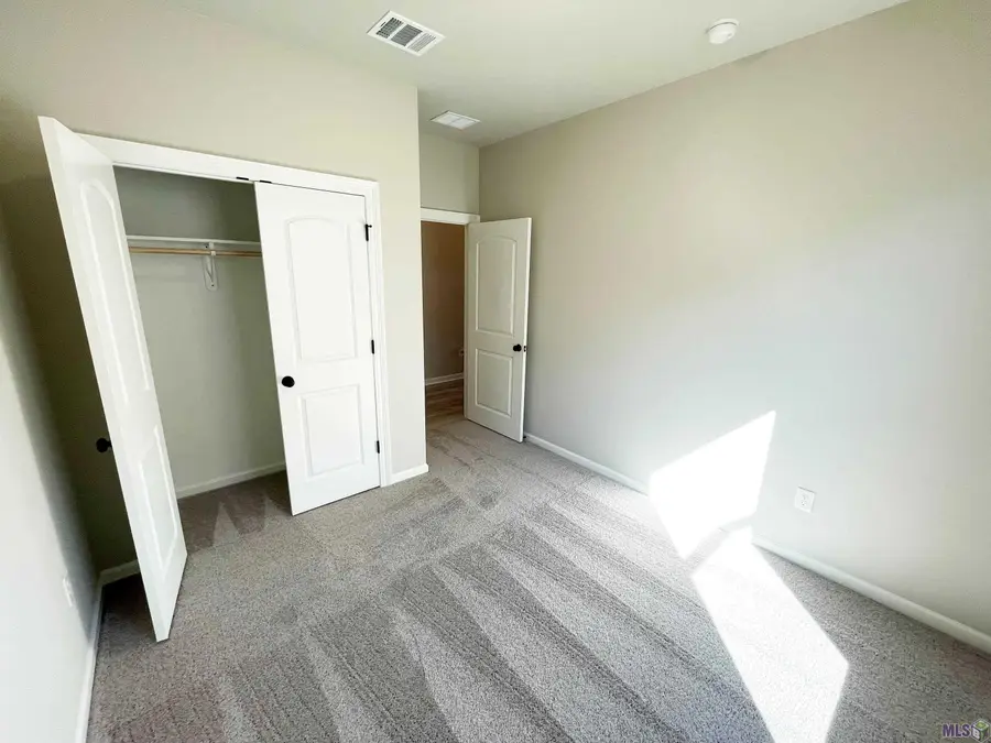 32611 Flower Tree Ct, Walker, LA 70785 - Image #2