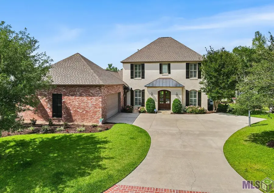 3126 Laurel Plantation Ave, Baton Rouge, LA 70820 - Image #2