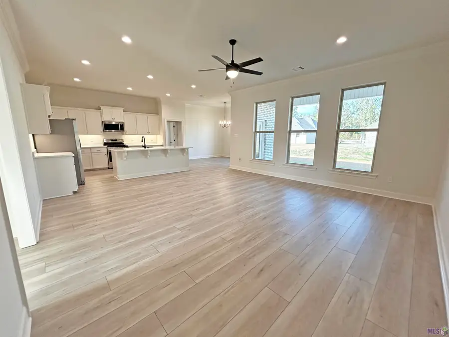 4940 Cottage Dr, Addis, LA 70710 - Image #2