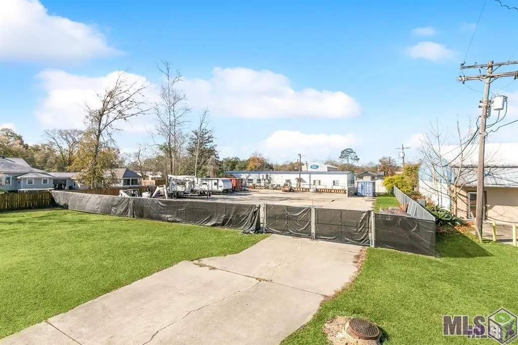 29919 S Frost Rd, Livingston, LA 70754 - Image #1