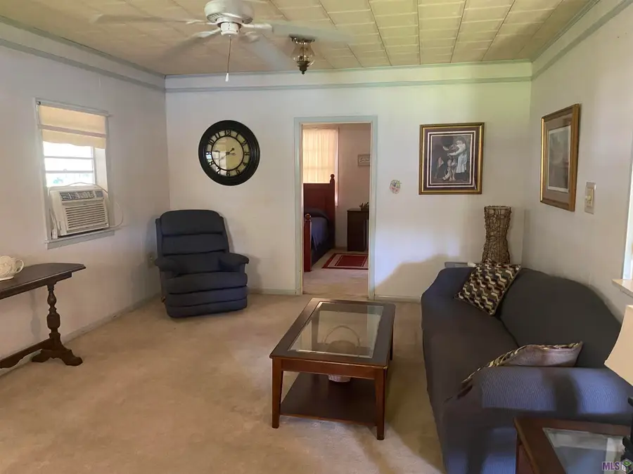 8104 Main St, Sorrento, LA 70778 - Image #2