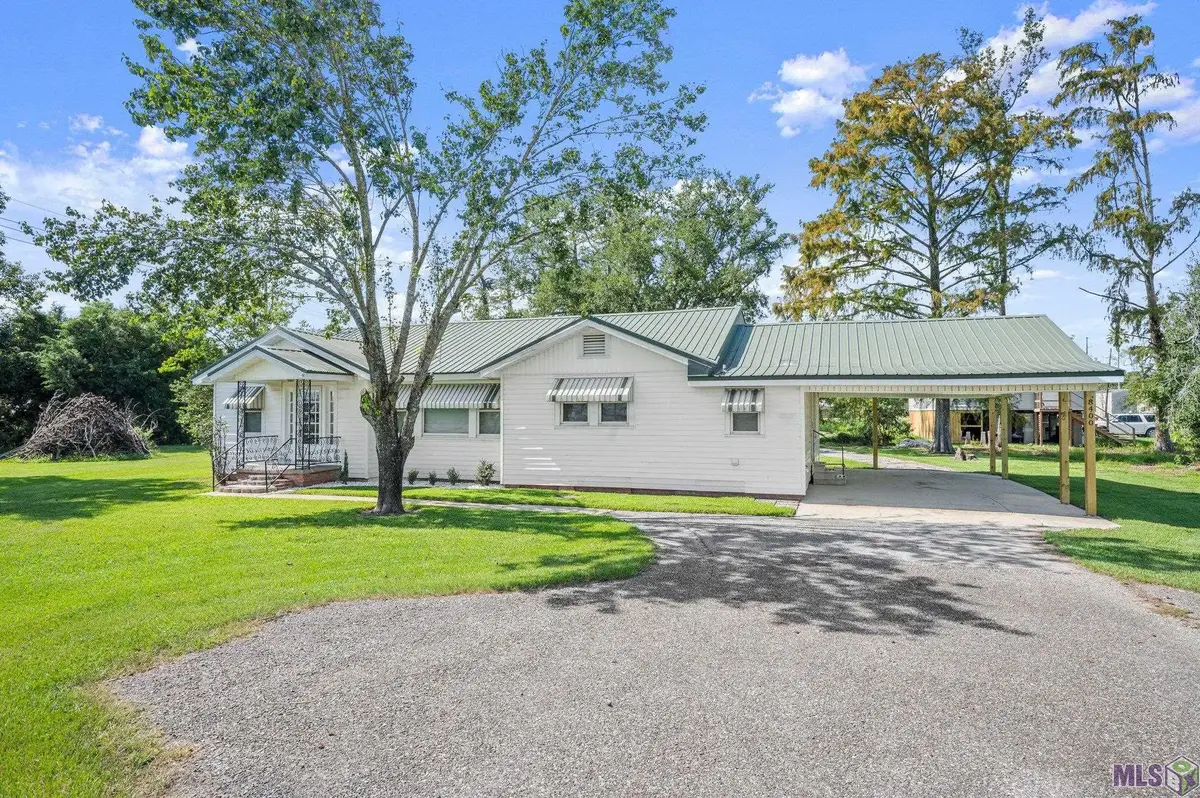 8400 Main St, Sorrento, LA 70778 - Image #1