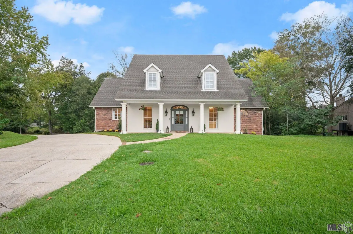 10813 N Oak Hills Pkwy, Baton Rouge, LA 70810 - Image #1