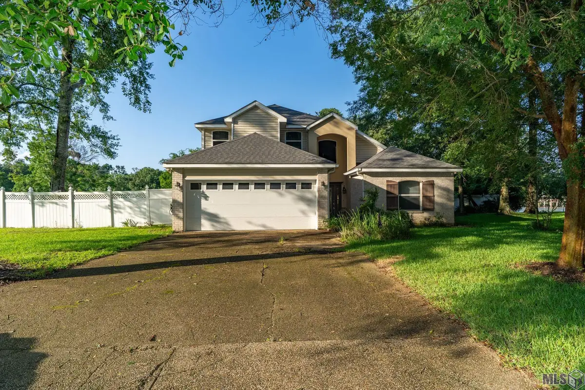 13314 Bayou Terrace Dr, Saint Amant, LA 70774 - Image #1