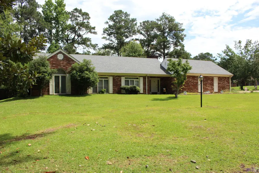 1600 Christine Dr, McComb, MS 39648 - Image #3