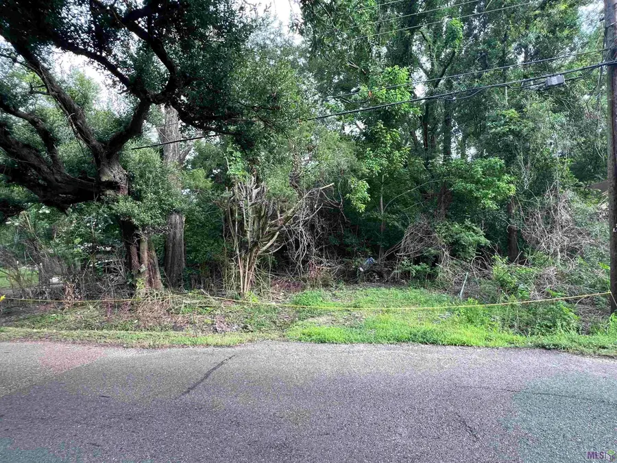 1910 Rosenwald Rd, Baton Rouge, LA 70807 - Image #2