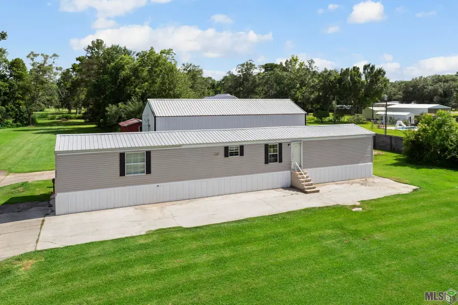 45063 Edna Guidry Rd, Saint Amant, LA 70774 - Image #2
