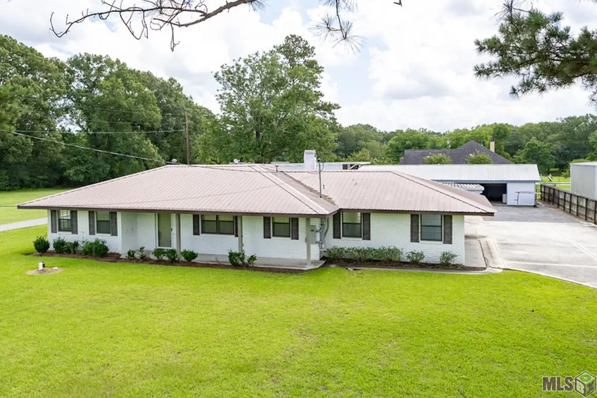9786 Blackwater Rd, Baker, LA 70714 - Image #1