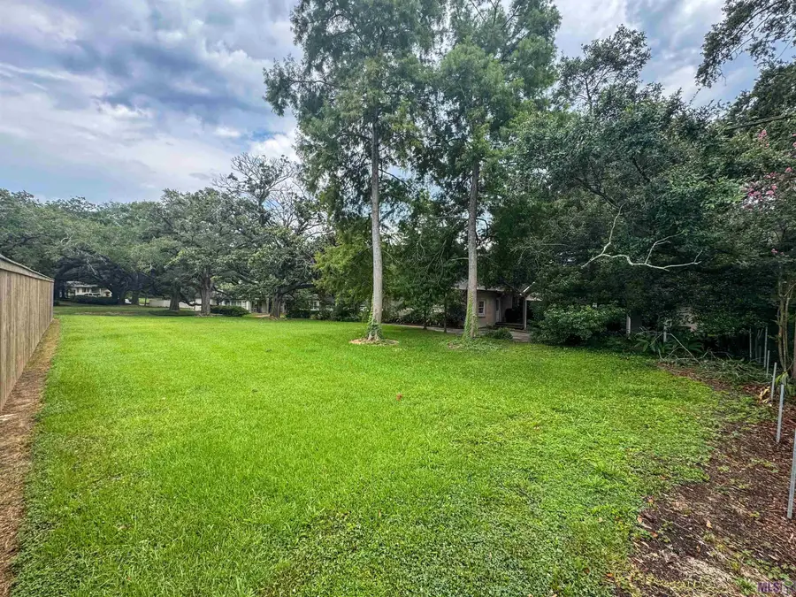 1958 Lake Hills Pkwy, Baton Rouge, LA 70808 - Image #2