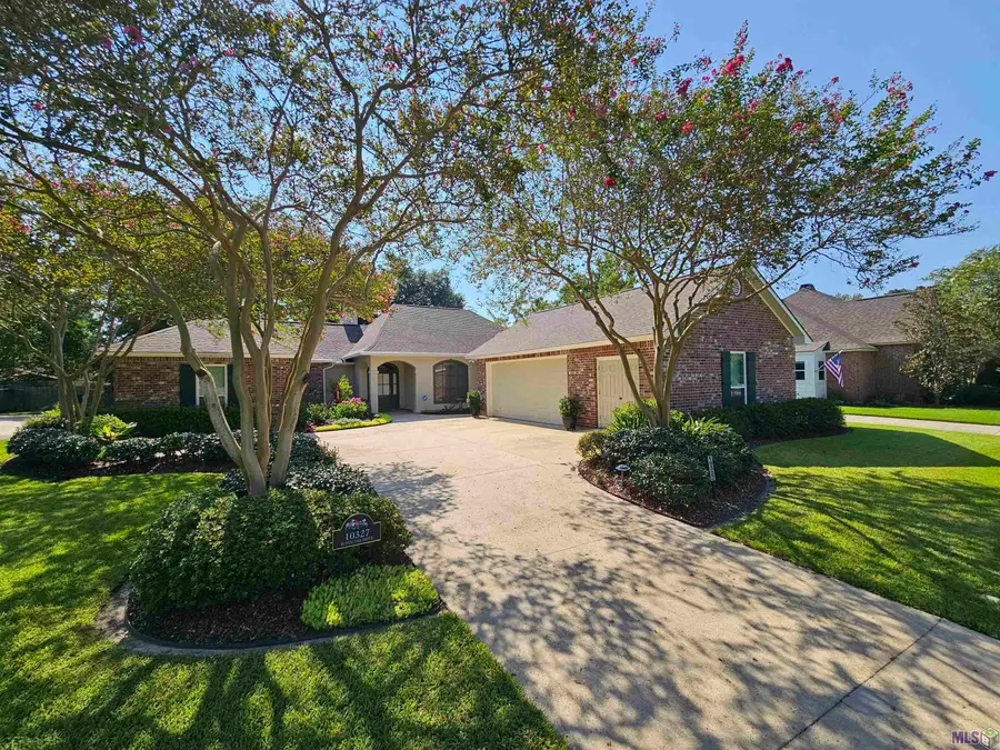 10327 Rustic Oak Dr, Baton Rouge, LA 70810 - Image #2