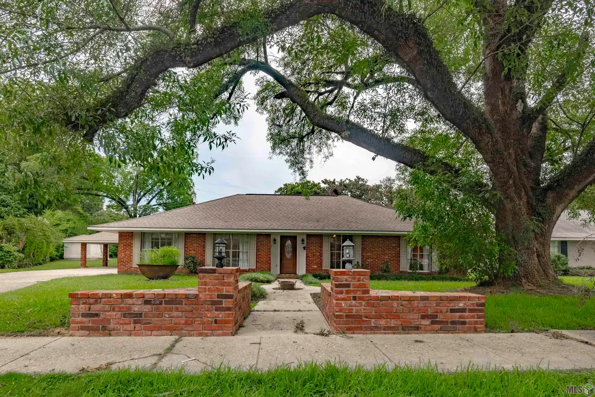 3616 S Lakeshore Ave, Baton Rouge, LA 70808 - Image #1