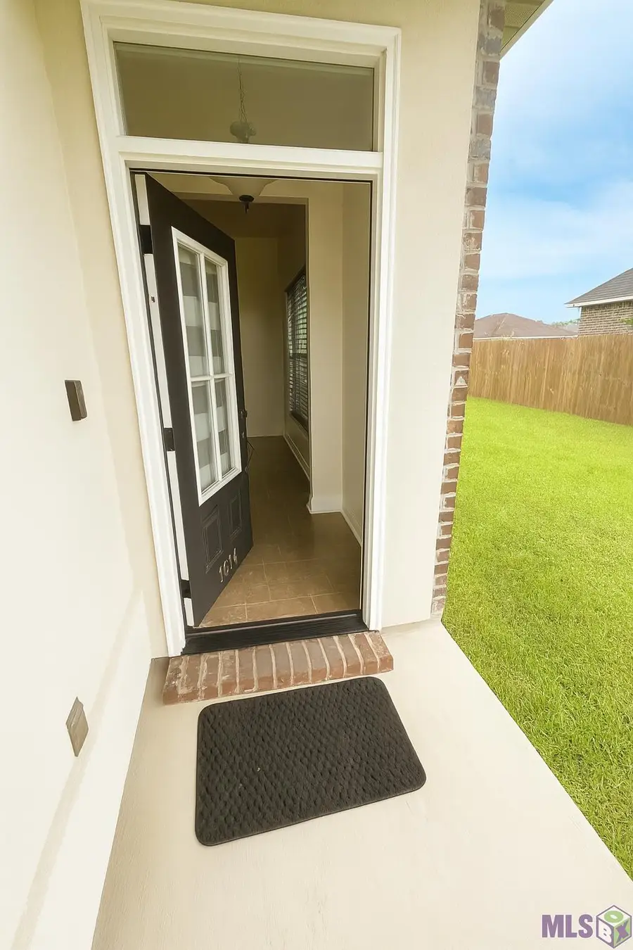 1614 W Cocodrie Dr, Gonzales, LA 70737 - Image #2