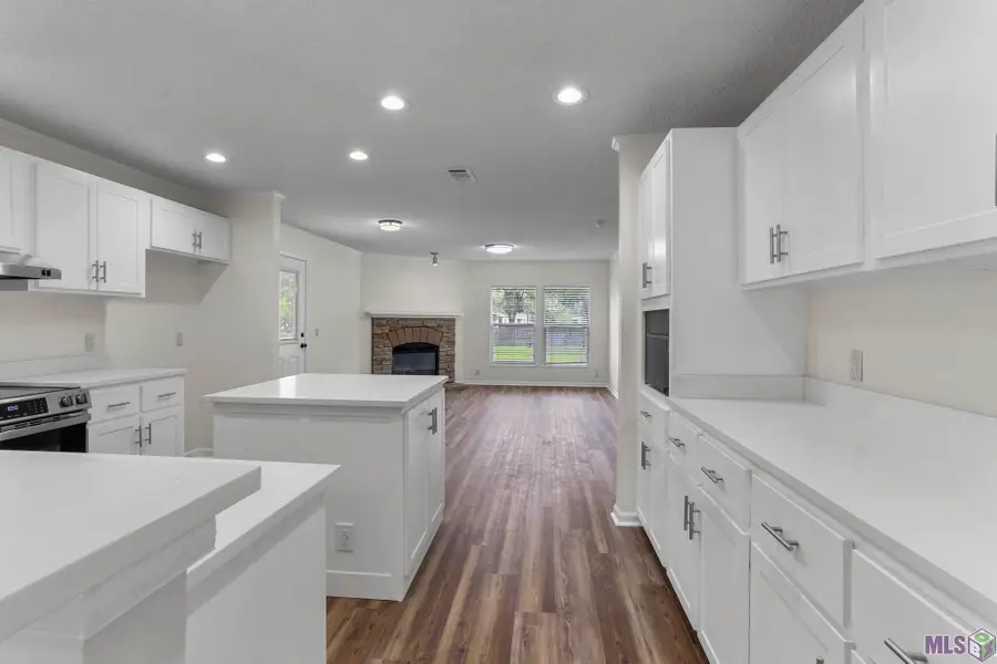 9435 Deer Trail Ave, Zachary, LA 70791 - Image #3