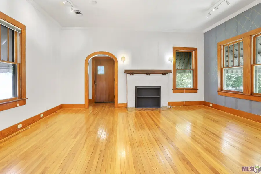 11892 Ferdinand St, Saint Francisville, LA 70775 - Image #3